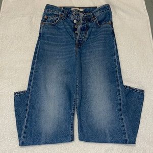 Levi’s Ribcage Straight Jeans